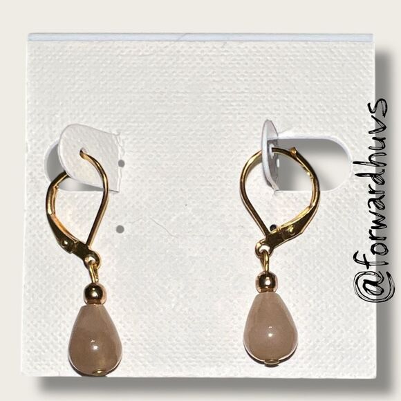 Bundle Sale 3 for $15 | Beige Teardrop Beads – Latchback Hooks - Picture 3 of 6